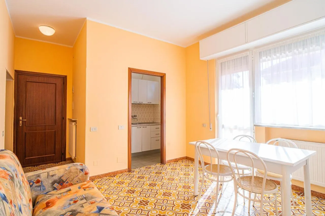 Apartment Appartamenti La Residenza Borgio Verezzi